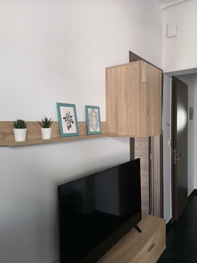 Explore Greece From Bright City Centre Apartment Chalkís Dış mekan fotoğraf